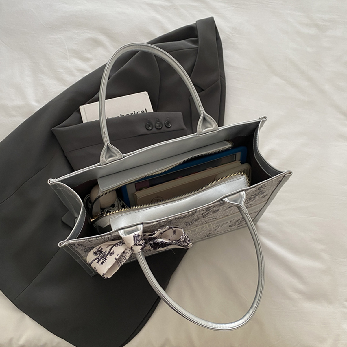 Luxury Elegant Women Tote Bag  - Leatherwork Letters ulasan dan harga