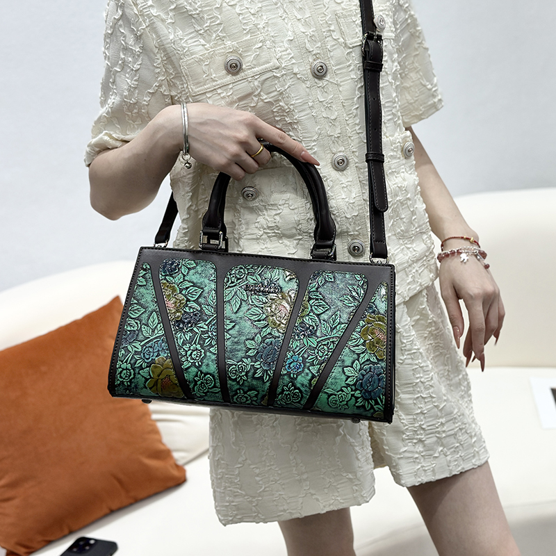Vintage 3D Embossed Floral Cro - Leatherwork Flowers ulasan dan harga